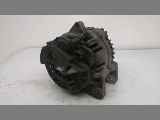 bontott RENAULT CLIO III Generátor