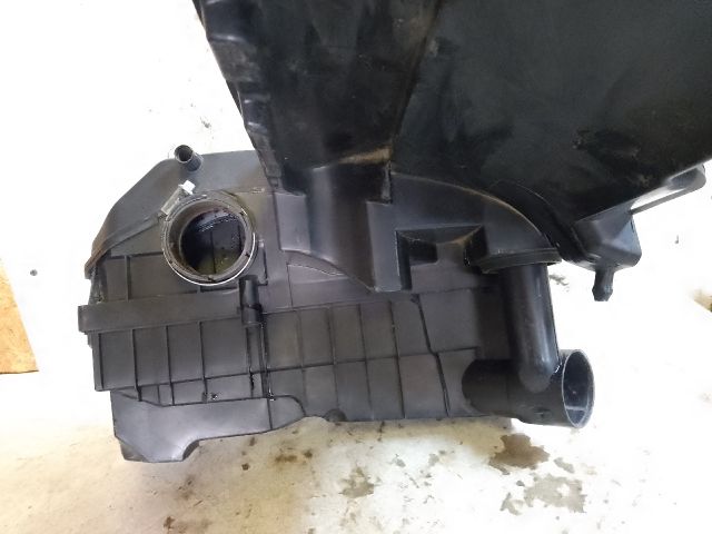 bontott RENAULT CLIO III Légszűrő Ház