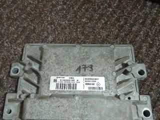 bontott RENAULT CLIO III Motorvezérlő