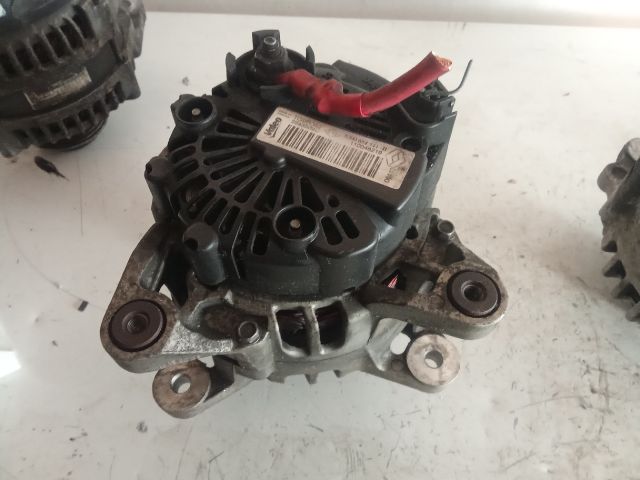 bontott RENAULT CLIO III Generátor