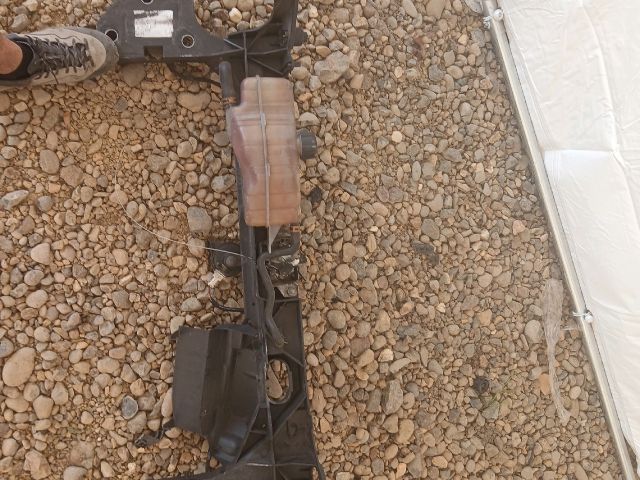 bontott RENAULT CLIO III Homlokfal (Üres lemez)