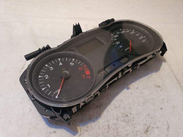 bontott RENAULT CLIO III Kilométeróra