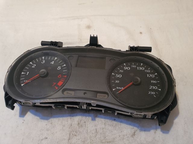 bontott RENAULT CLIO III Kilométeróra