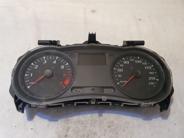 bontott RENAULT CLIO III Kilométeróra