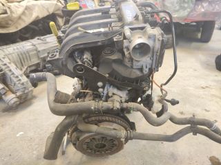 bontott RENAULT CLIO III Komplett Motor (Segédberendezésekkel)