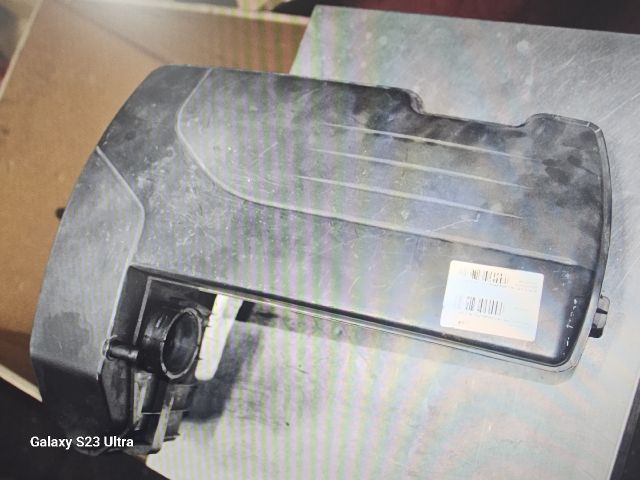 bontott RENAULT CLIO III Légszűrő Ház