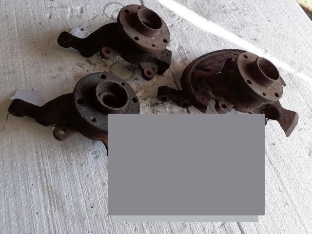 bontott RENAULT CLIO III Bal első Csonkállvány Kerékaggyal