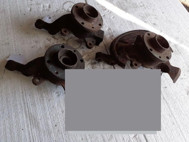 bontott RENAULT CLIO III Bal első Csonkállvány Kerékaggyal