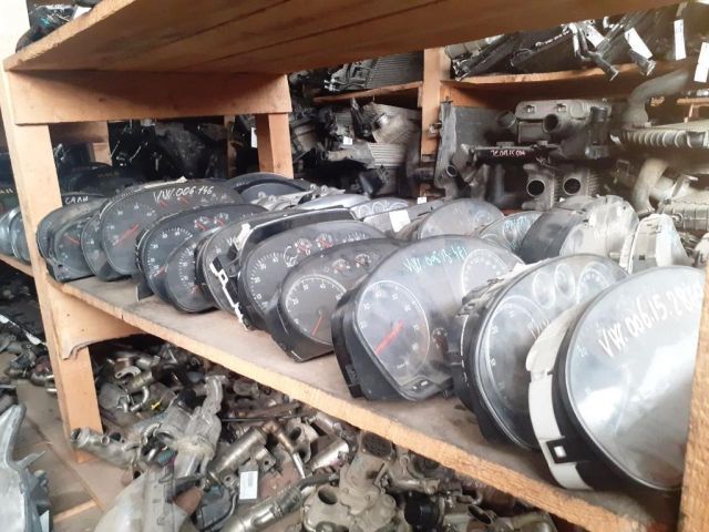 bontott RENAULT CLIO III Kilométeróra