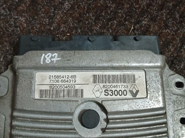 bontott RENAULT CLIO III Motorvezérlő