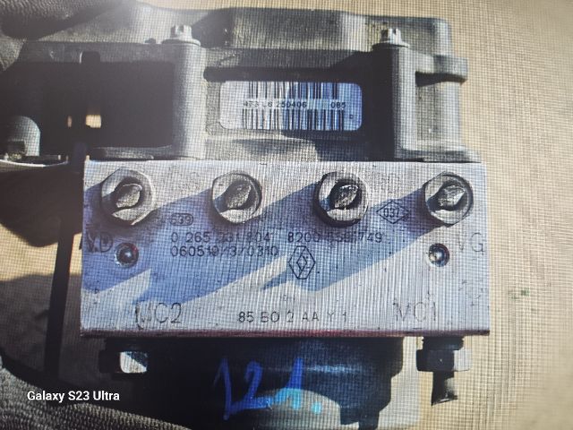 bontott RENAULT CLIO III ABS Kocka