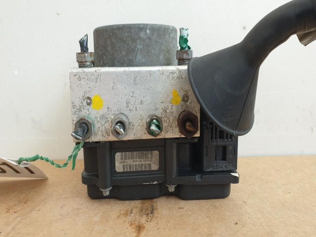 bontott RENAULT CLIO III ABS Kocka