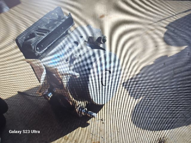 bontott RENAULT CLIO III ABS Kocka