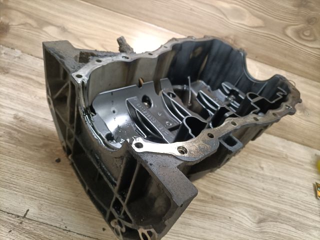 bontott RENAULT CLIO III Olajteknő