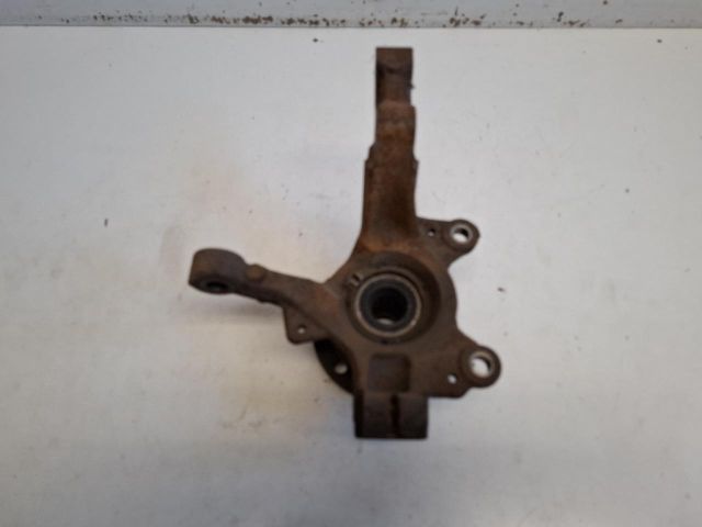 bontott RENAULT CLIO III Bal első Csonkállvány Kerékaggyal