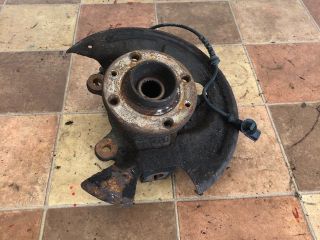 bontott RENAULT CLIO III Bal első Csonkállvány Kerékaggyal