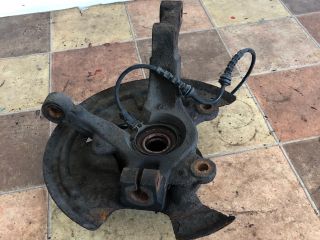 bontott RENAULT CLIO III Bal első Csonkállvány Kerékaggyal