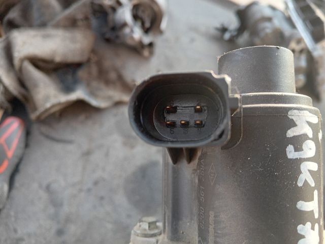 bontott RENAULT CLIO III EGR / AGR Vákum Szelep