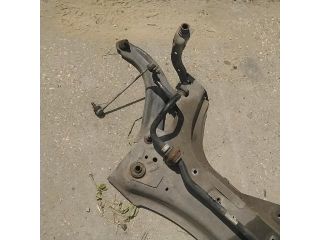 bontott RENAULT CLIO III Első Bölcső