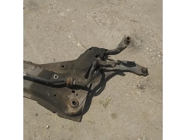 bontott RENAULT CLIO III Első Bölcső