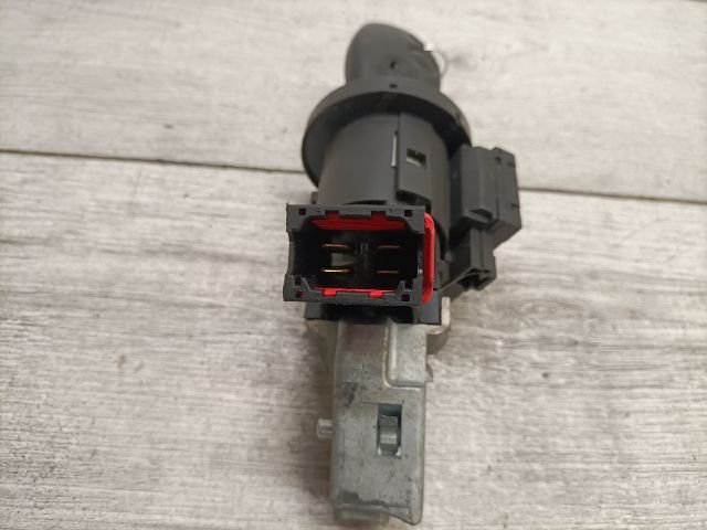 bontott RENAULT CLIO III Gyújtáskapcsoló