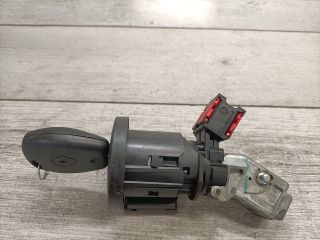 bontott RENAULT CLIO III Gyújtáskapcsoló