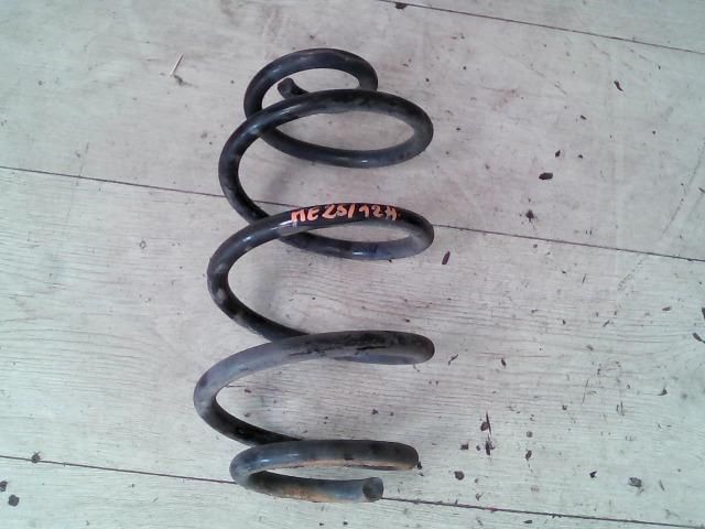 bontott RENAULT CLIO III Hátsó Rugó