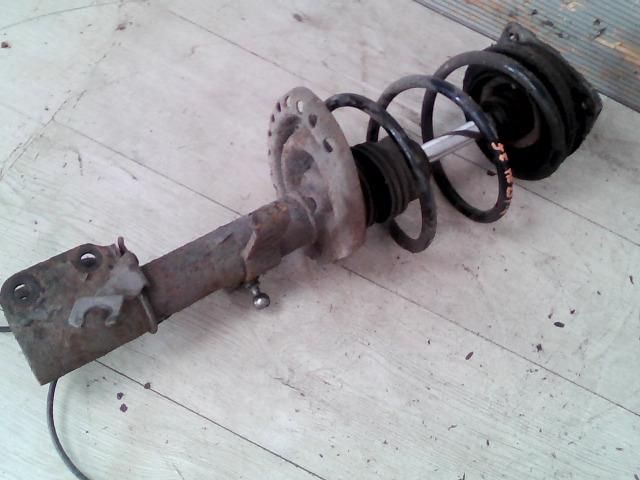 bontott RENAULT CLIO III Jobb első Lengéscsillapító