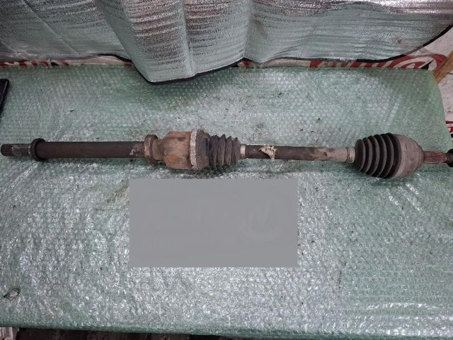 bontott RENAULT CLIO III Jobb Féltengely