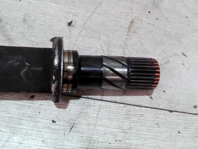 bontott RENAULT CLIO III Jobb Féltengely