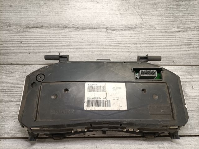 bontott RENAULT CLIO III Kilométeróra