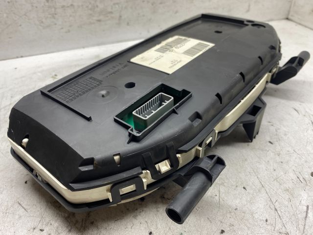 bontott RENAULT CLIO III Kilométeróra