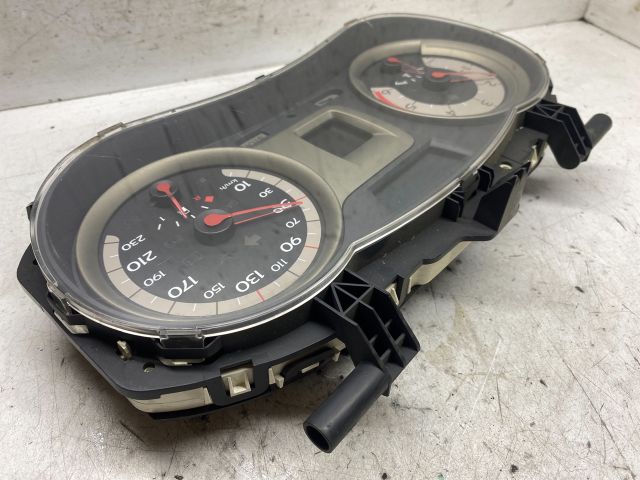 bontott RENAULT CLIO III Kilométeróra