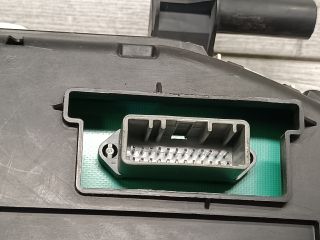 bontott RENAULT CLIO III Kilométeróra