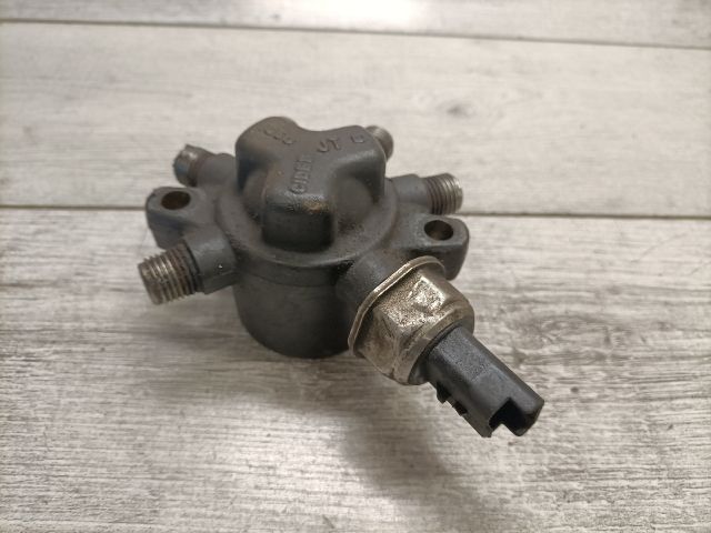 bontott RENAULT CLIO III Közösnyomócső