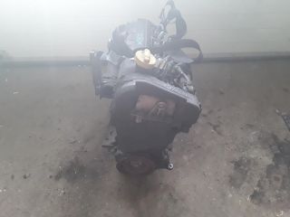 bontott RENAULT CLIO III Motor (Fűzött blokk hengerfejjel)