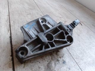 bontott RENAULT CLIO III Motor Tartó Bak (Fém)