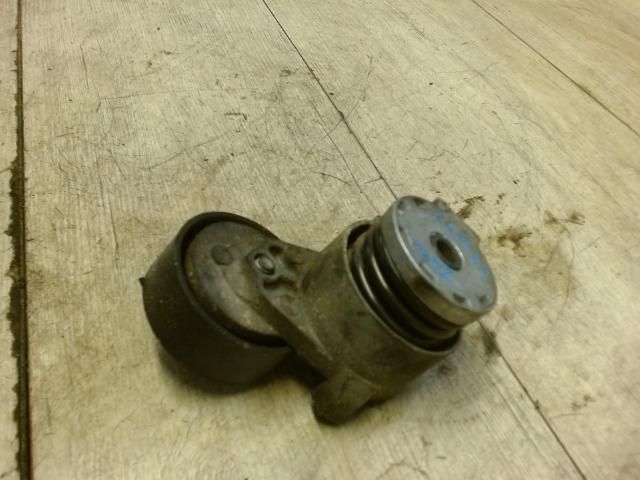 bontott RENAULT CLIO III Szíjfeszítő Görgő