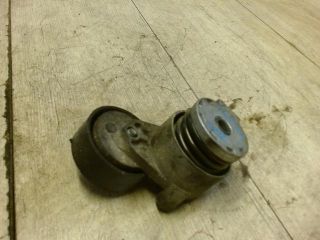 bontott RENAULT CLIO III Szíjfeszítő Görgő