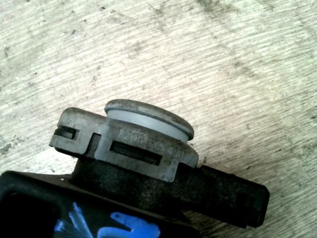 bontott RENAULT CLIO III Turbó Vákum Szelep