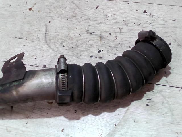 bontott RENAULT CLIO III Turbócső