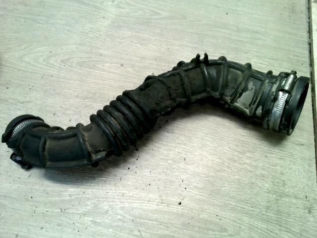 bontott RENAULT CLIO III Turbócső