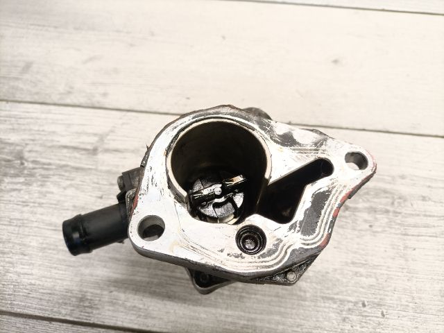 bontott RENAULT CLIO III Vákumpumpa