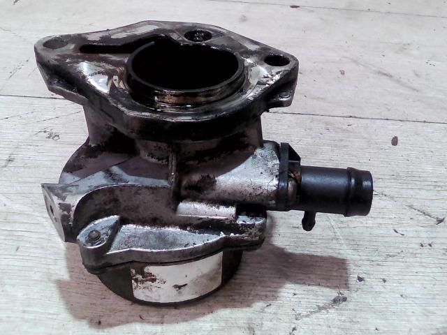 bontott RENAULT CLIO III Vákumpumpa