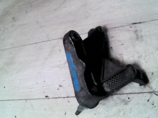 bontott RENAULT CLIO III Váltó Tartó Bak (Pozíciófüggetlen)