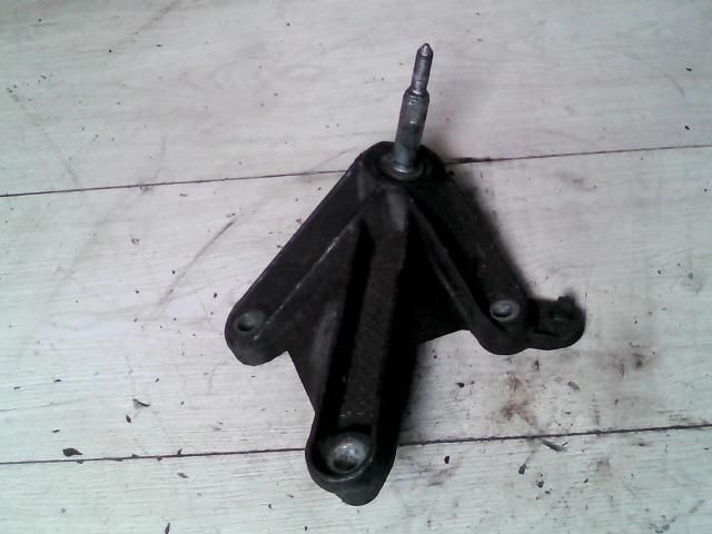 bontott RENAULT CLIO III Váltó Tartó Bak (Pozíciófüggetlen)