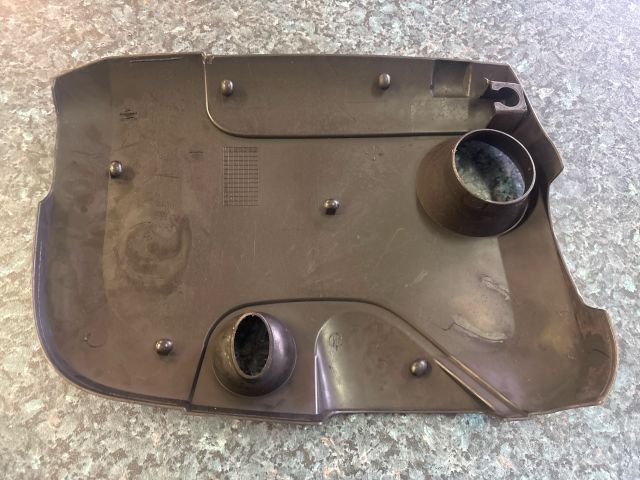 bontott RENAULT CLIO III Felső Motorburkolat