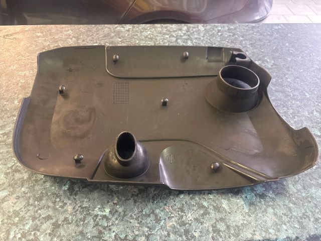 bontott RENAULT CLIO III Felső Motorburkolat