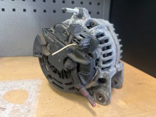 bontott RENAULT CLIO III Generátor