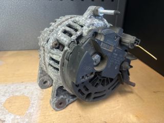 bontott RENAULT CLIO III Generátor